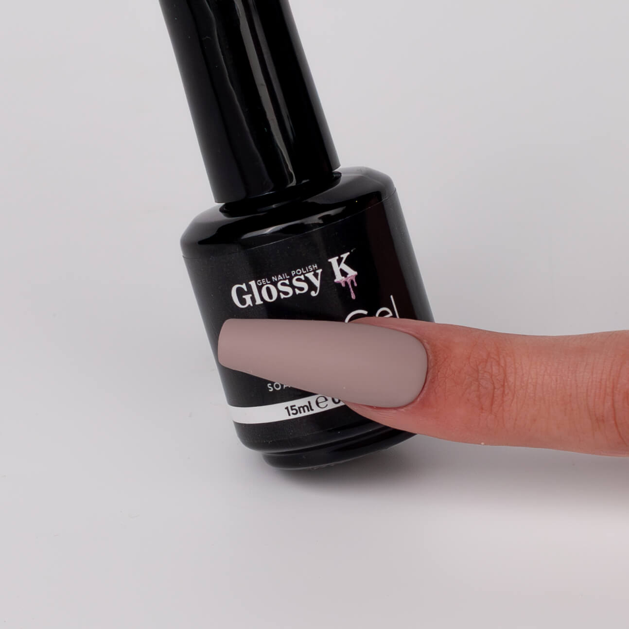 Glossy K Gel Polish 038 – Taupe - Image 4