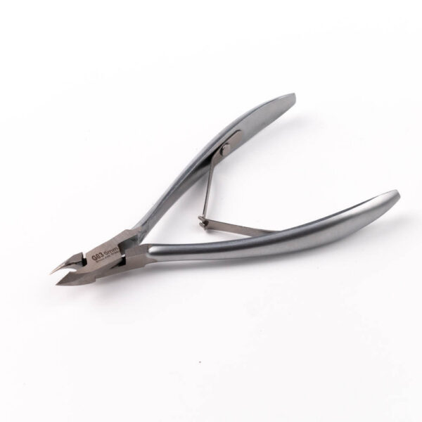 Professional cuticle cutter G05
