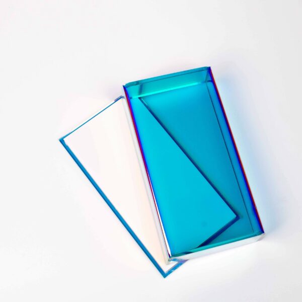 Holographic acrylic lash tray